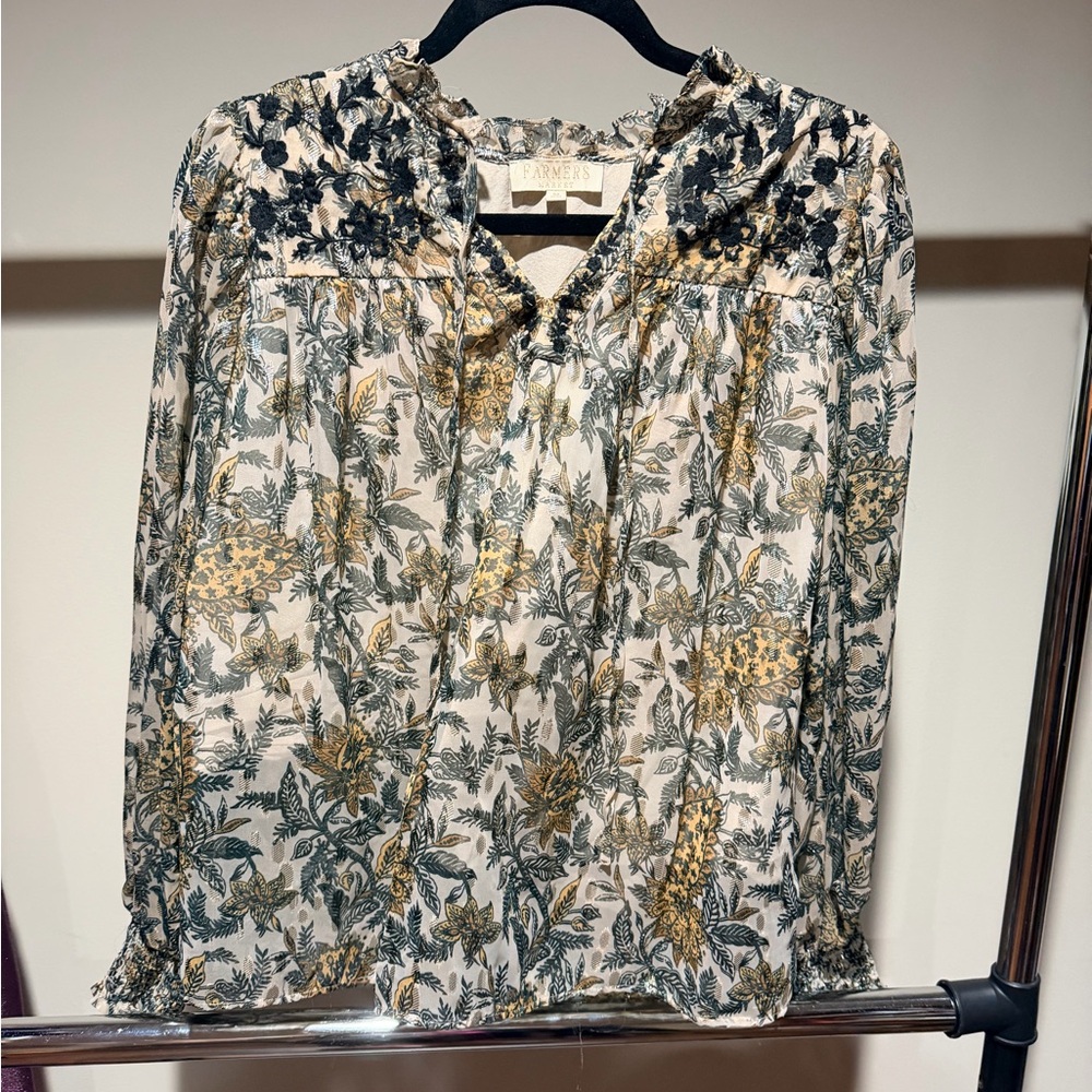 Elegant Floral Women's Blouse in Cream and Black